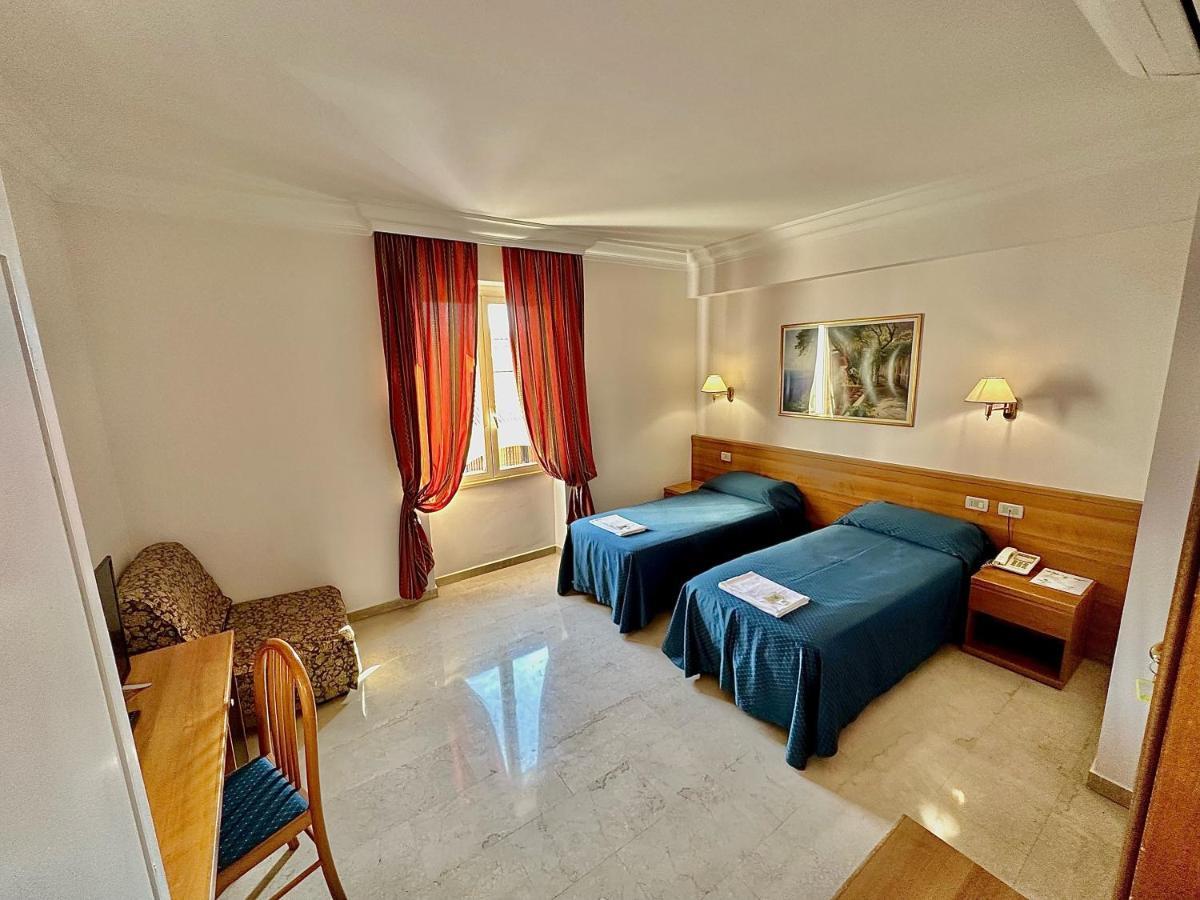 Hotel Principe Di Piemonte Řím Exteriér fotografie