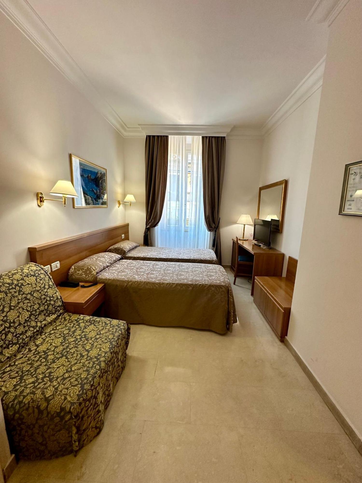 Hotel Principe Di Piemonte Řím Exteriér fotografie